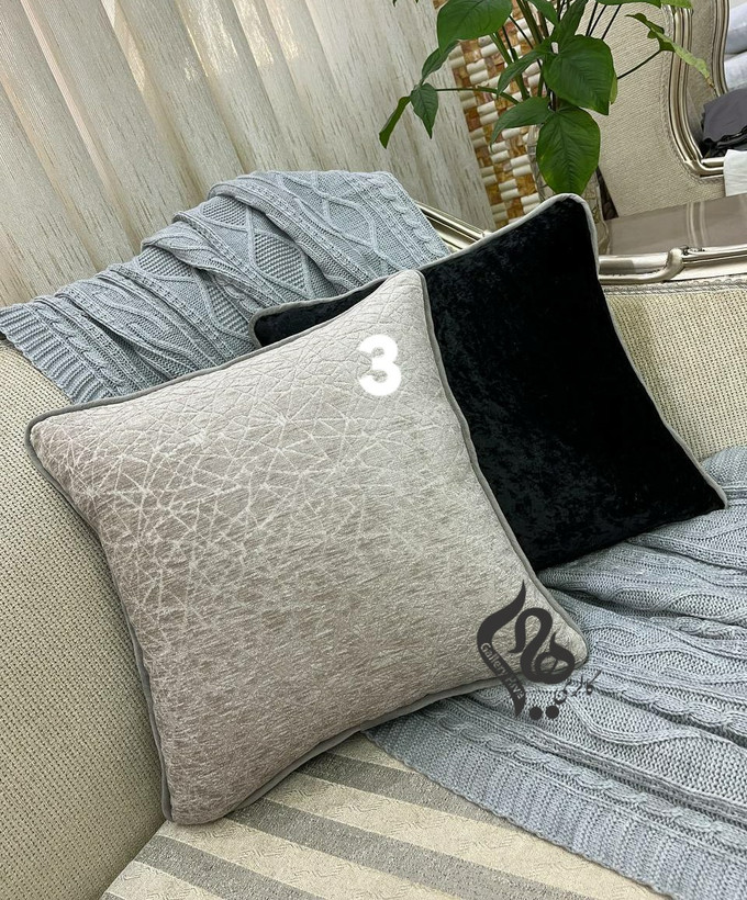 کوسن شهرزاد رنگ طوسی روشن و مشکی