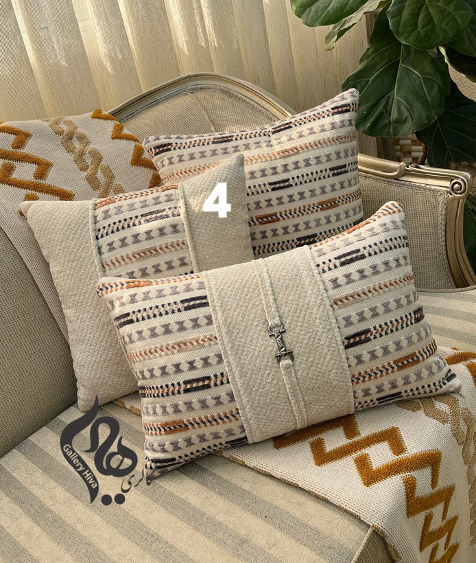 کوسن مخمل طرحدار