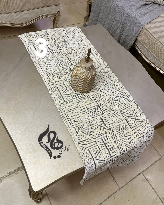کوسن مخمل طرحدار